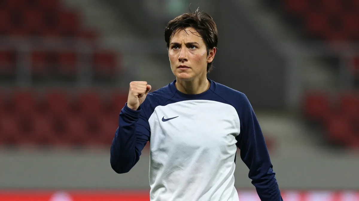 Lucy Bronze Supports Uefa's Decision to Boycott Fifa for Women's Football